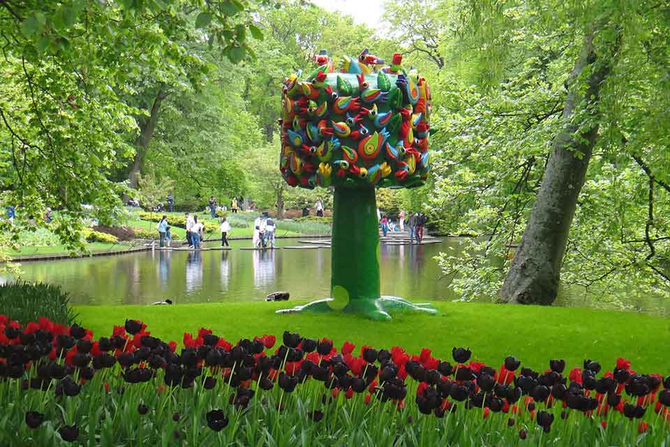 A sculpture in the park in The Hague