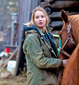 Jennifer Lawrence plays Ree Dolly, a teenager in search of her bail-jumping father.
