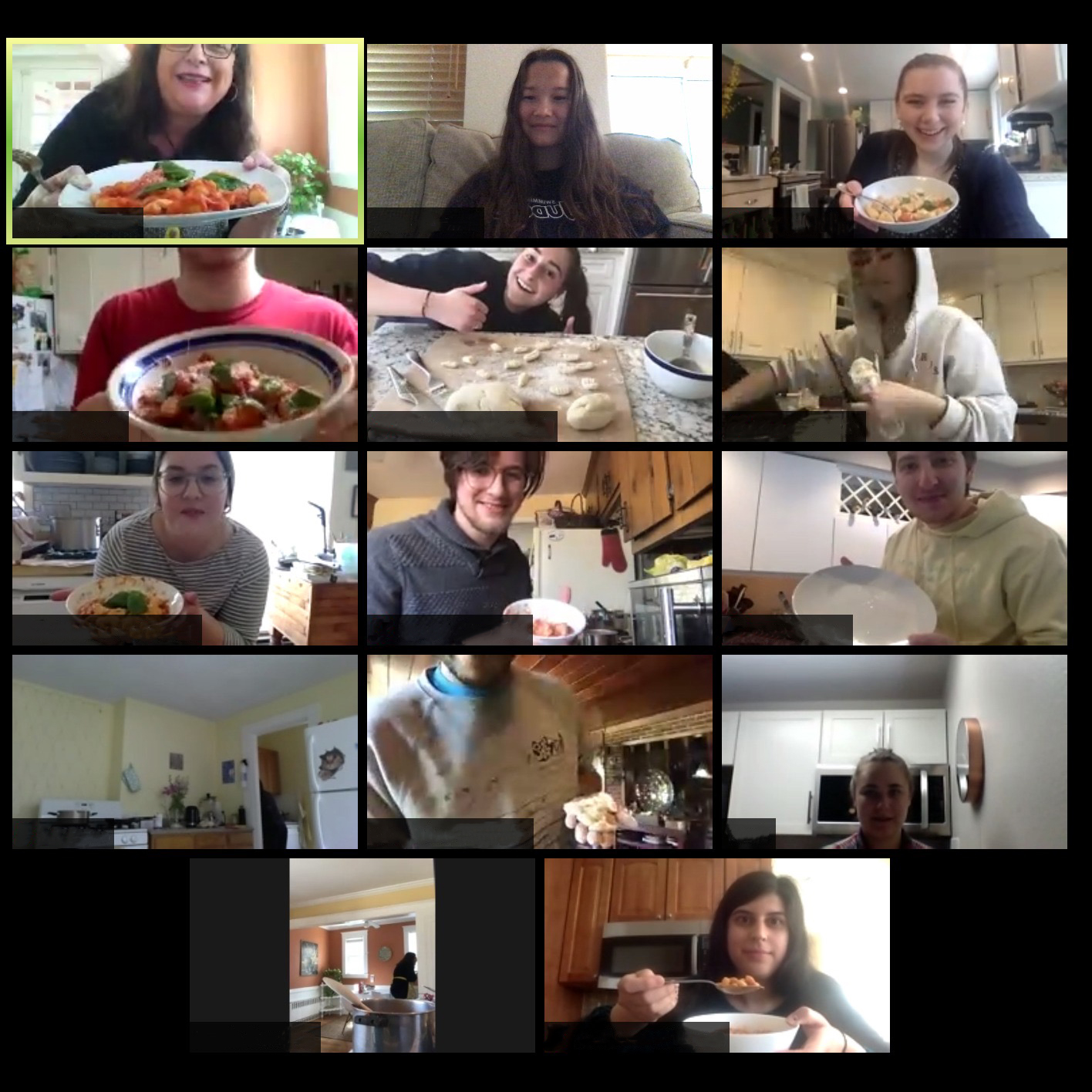 image of ITAL 20 class cooking together on Zoom