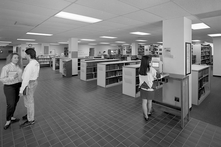 Black and white photo of Farber Library