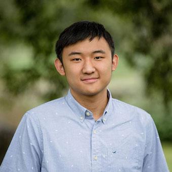 Headshot of Tony Yu.