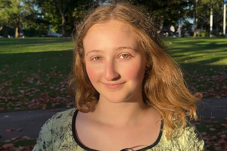 Headshot of Maddie