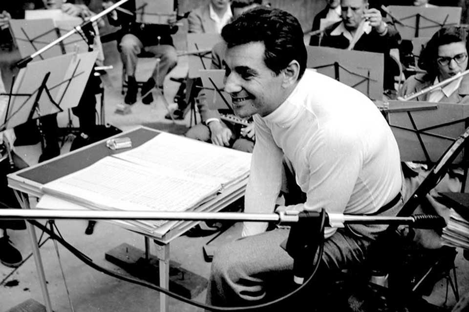 Bernstein taking a break at rehearsal