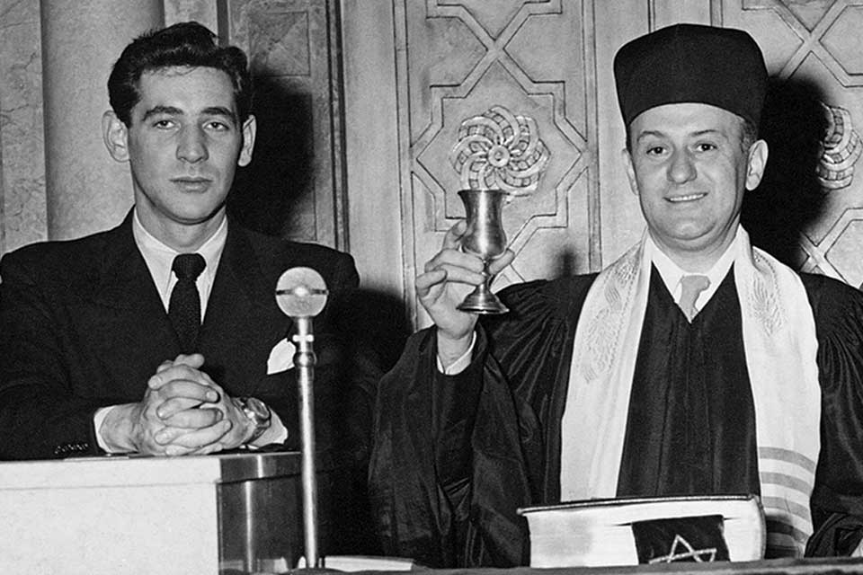 Leonard Bernstein with Cantor David Putterman and Max Helfman