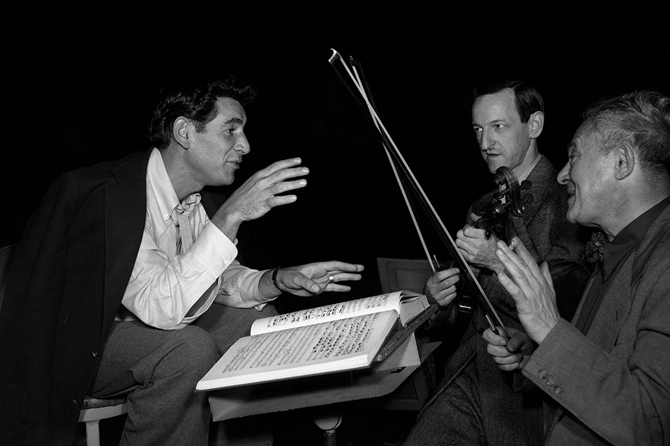 Leonard Bernstein (left) rehearses at Brandeis for the Festival of the Arts with members of the Boston Symphony Orchestra, 1952.
