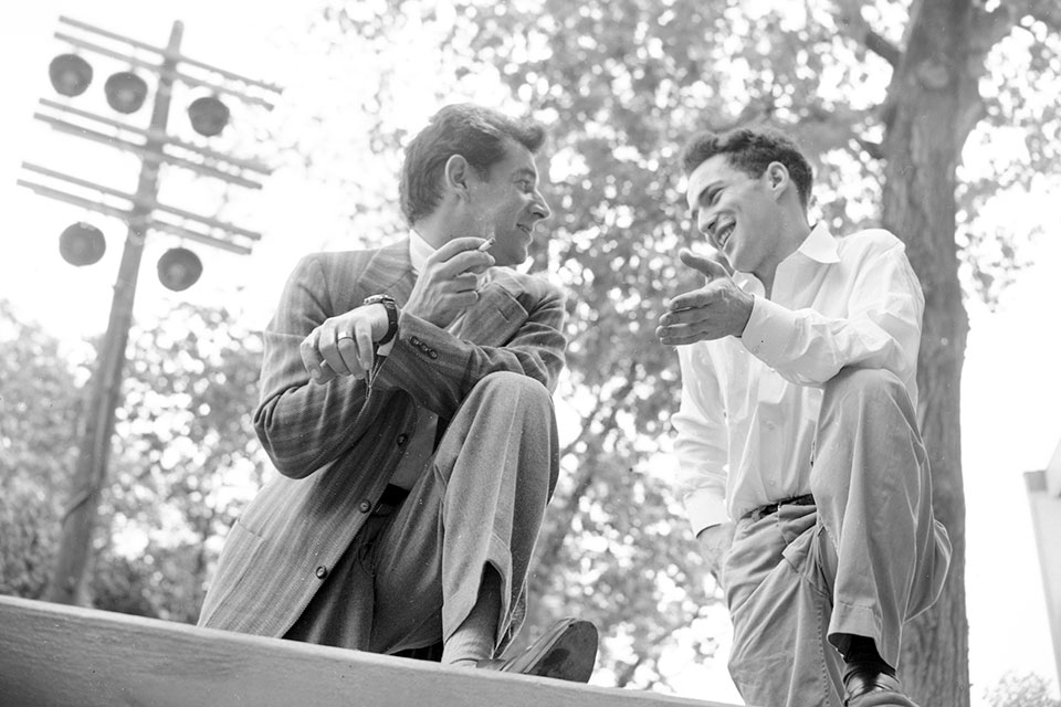 Leonard Bernstein talking to a student