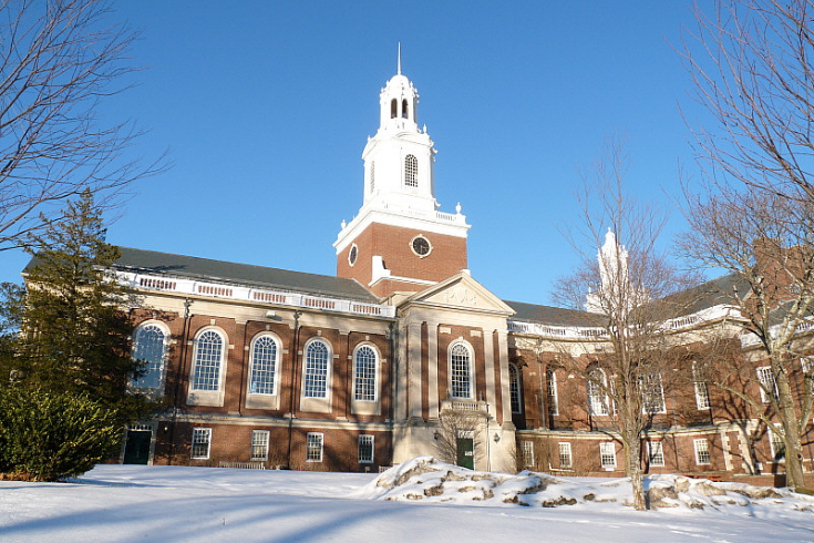Newton Town Hall and War Memorial