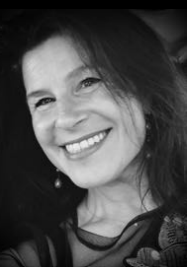 Black and white head shot of Julia Mintz