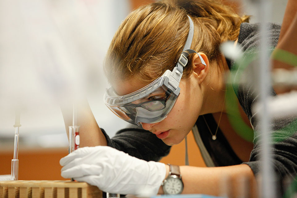 Student working in a Chemistry lab
