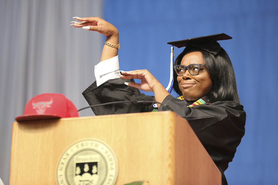 Chicago Bulls nation representative Mercedes Hall ’17 addresses the crowd at Commencement as the undergraduate student speaker. 