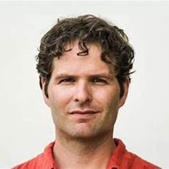 Prof. Yuval Avnur headshot