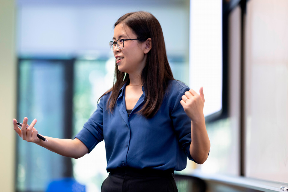 Professor Jingyi Huang