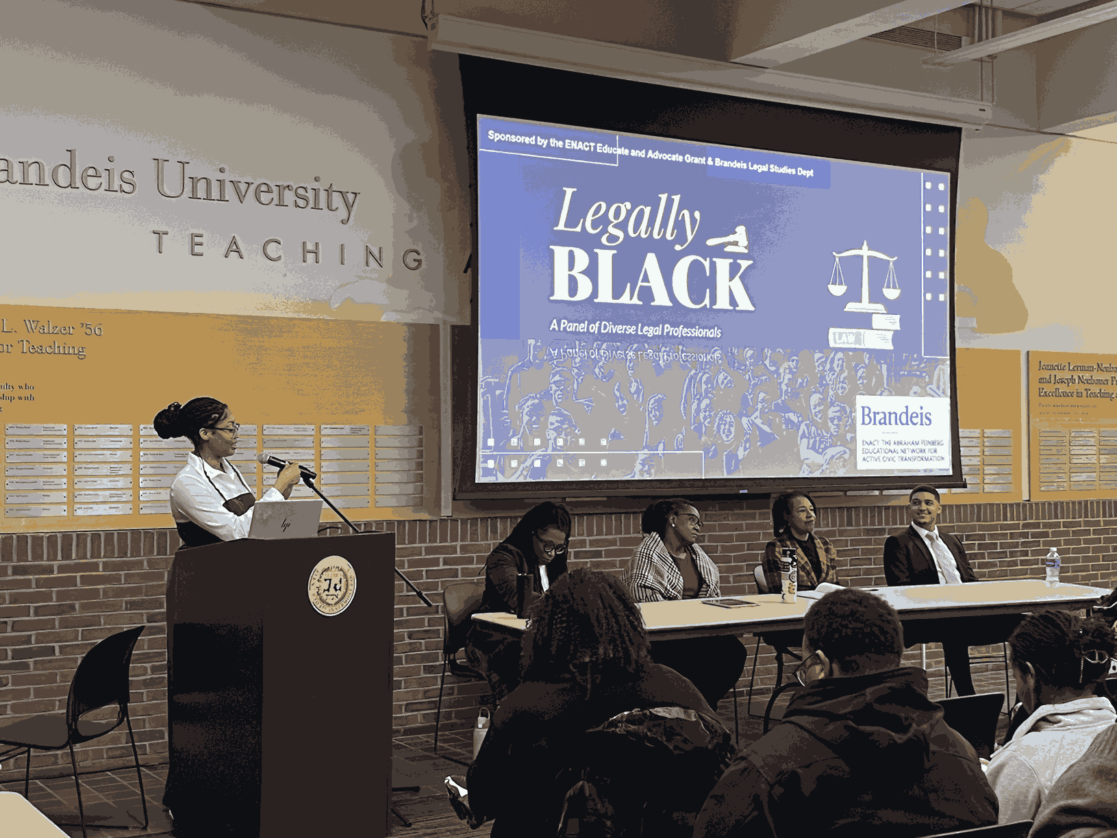 Efosa Ologbosere ’27 introducing Legally Black panelists. 