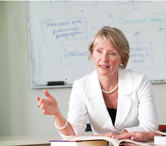 Photo of Linnea Löf.