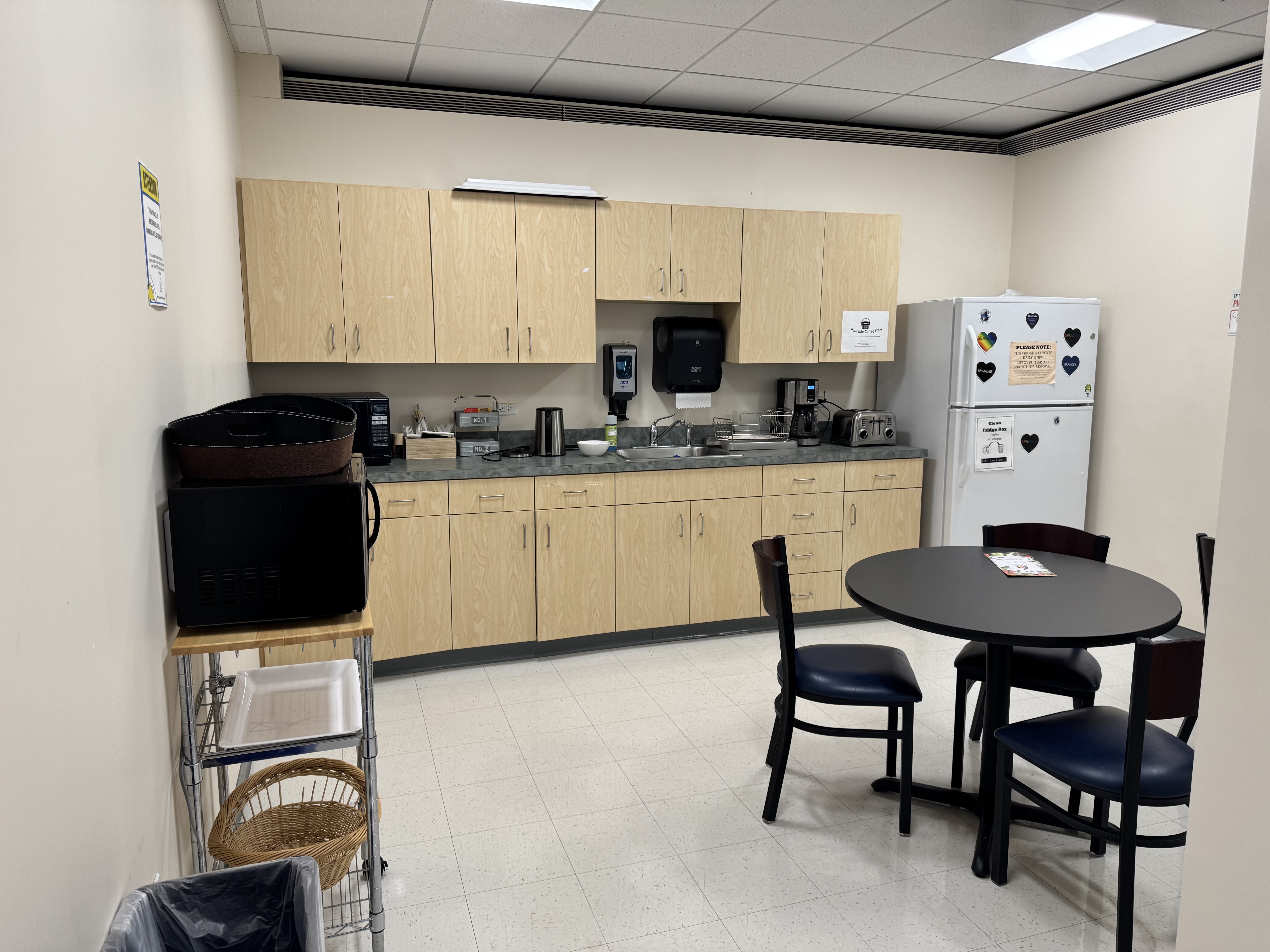 grad student center_Kitchen