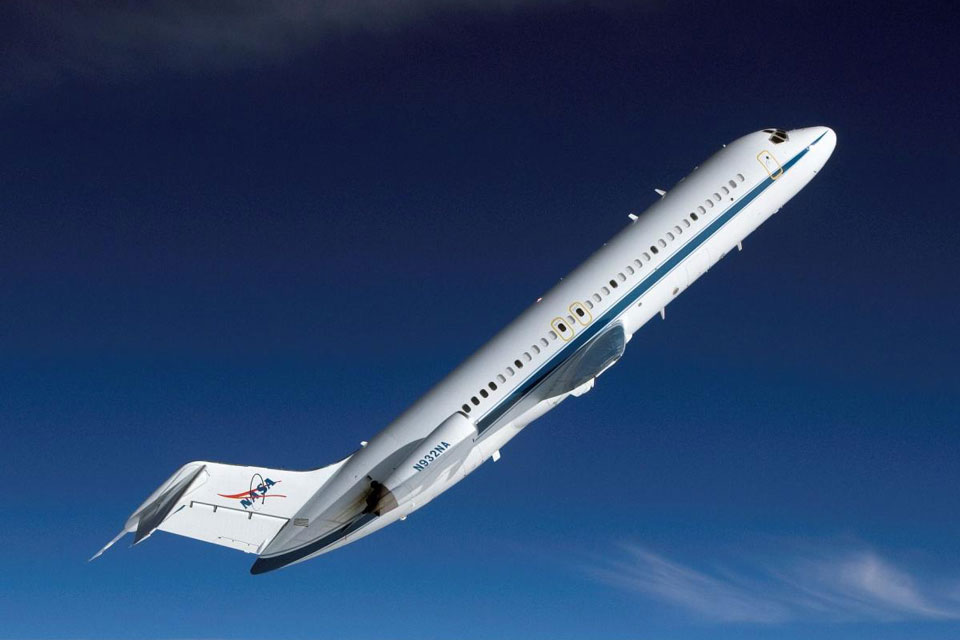 NASA plane ascending for a parabolic flight.