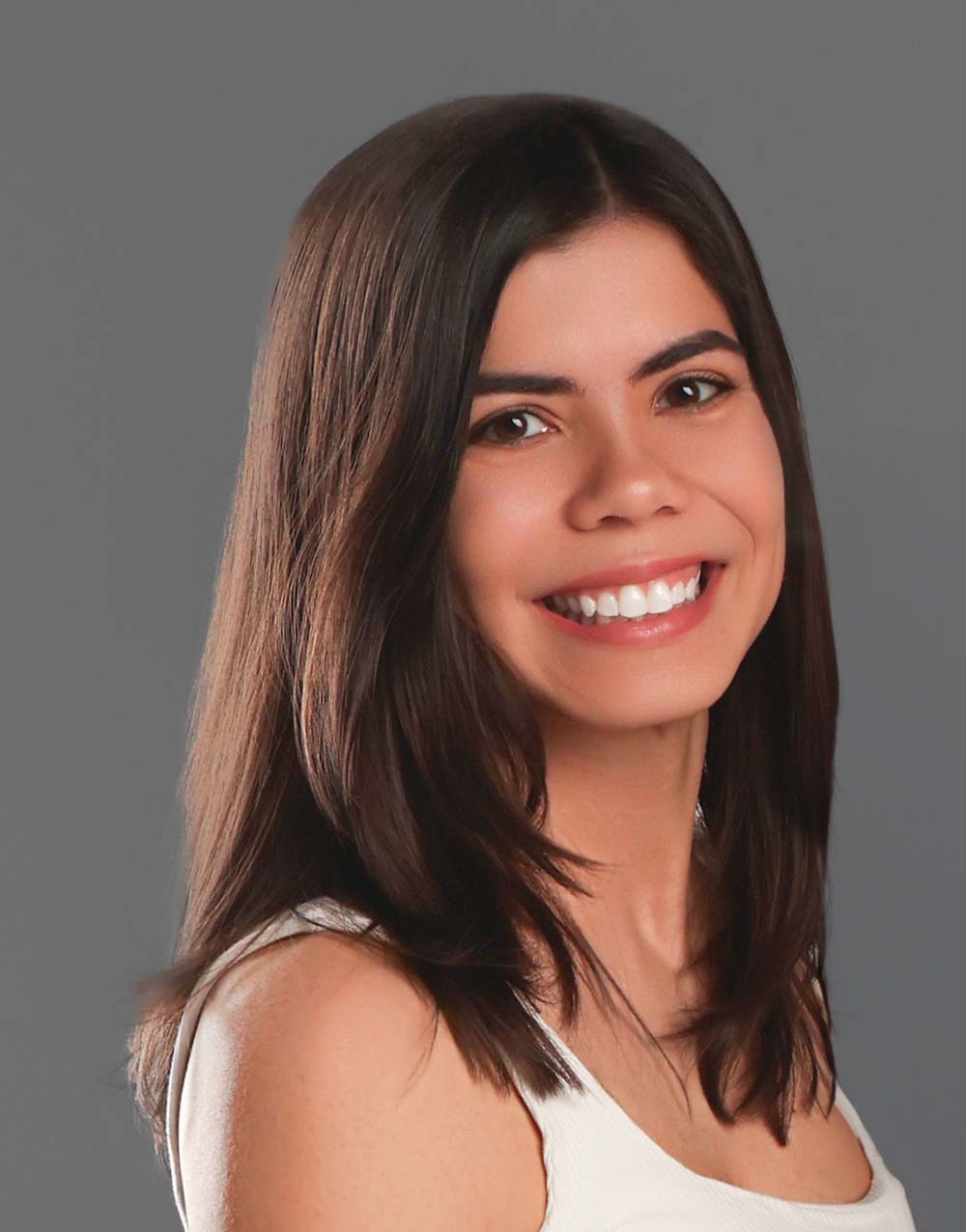 Headshot of Laura Laranjo