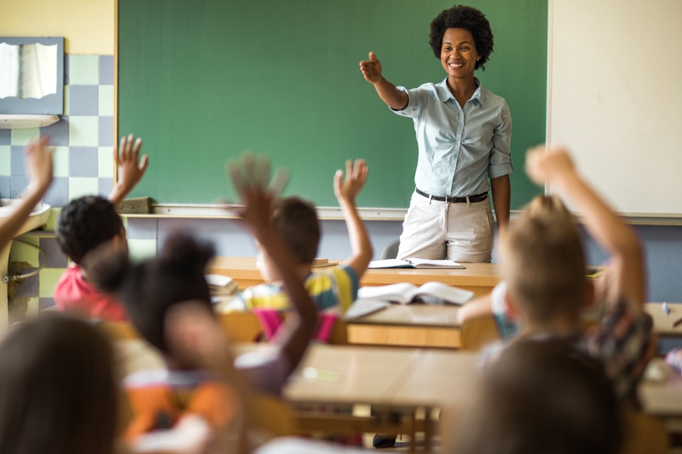 teacher calls on a student in class