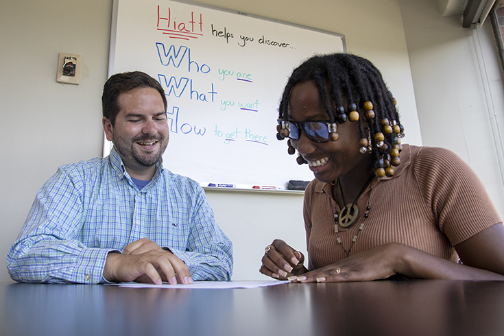 A student meets with a Hiatt Career Counselor