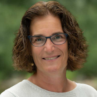 Rachel Meyers '84