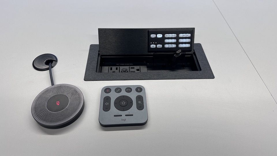 Brown 317 table controls