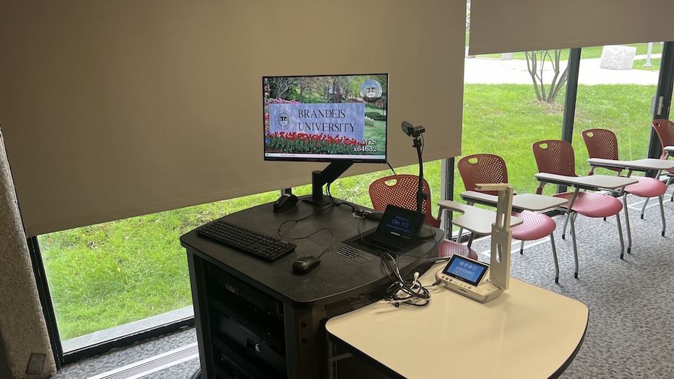 Olin-Sang 112 lectern