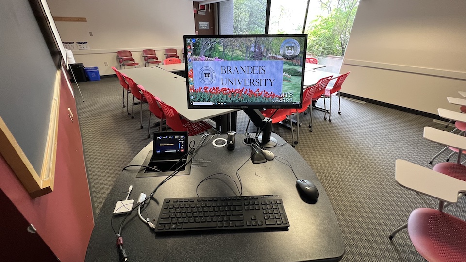 Olin-Sang 116 lectern