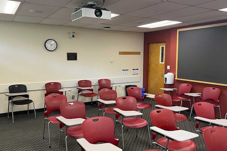 Olin-Sang 201 back of classroom