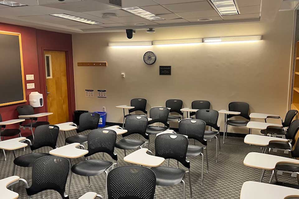 Olin-Sang 212 back of classroom