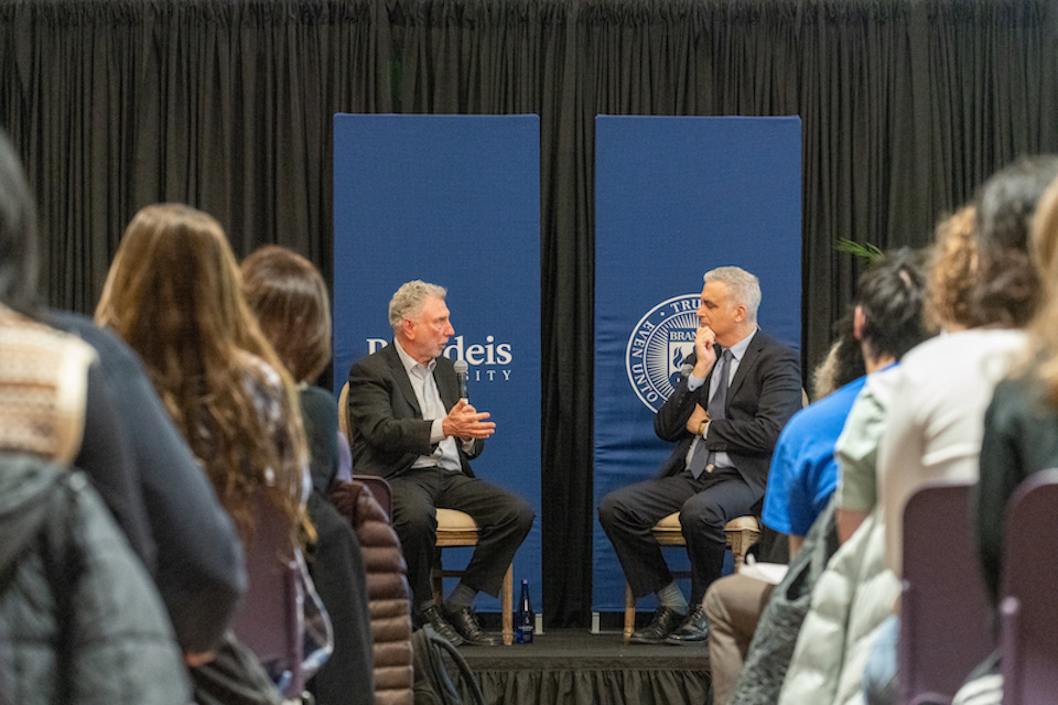 Martin Baron and Neil sit down for a Q&A.