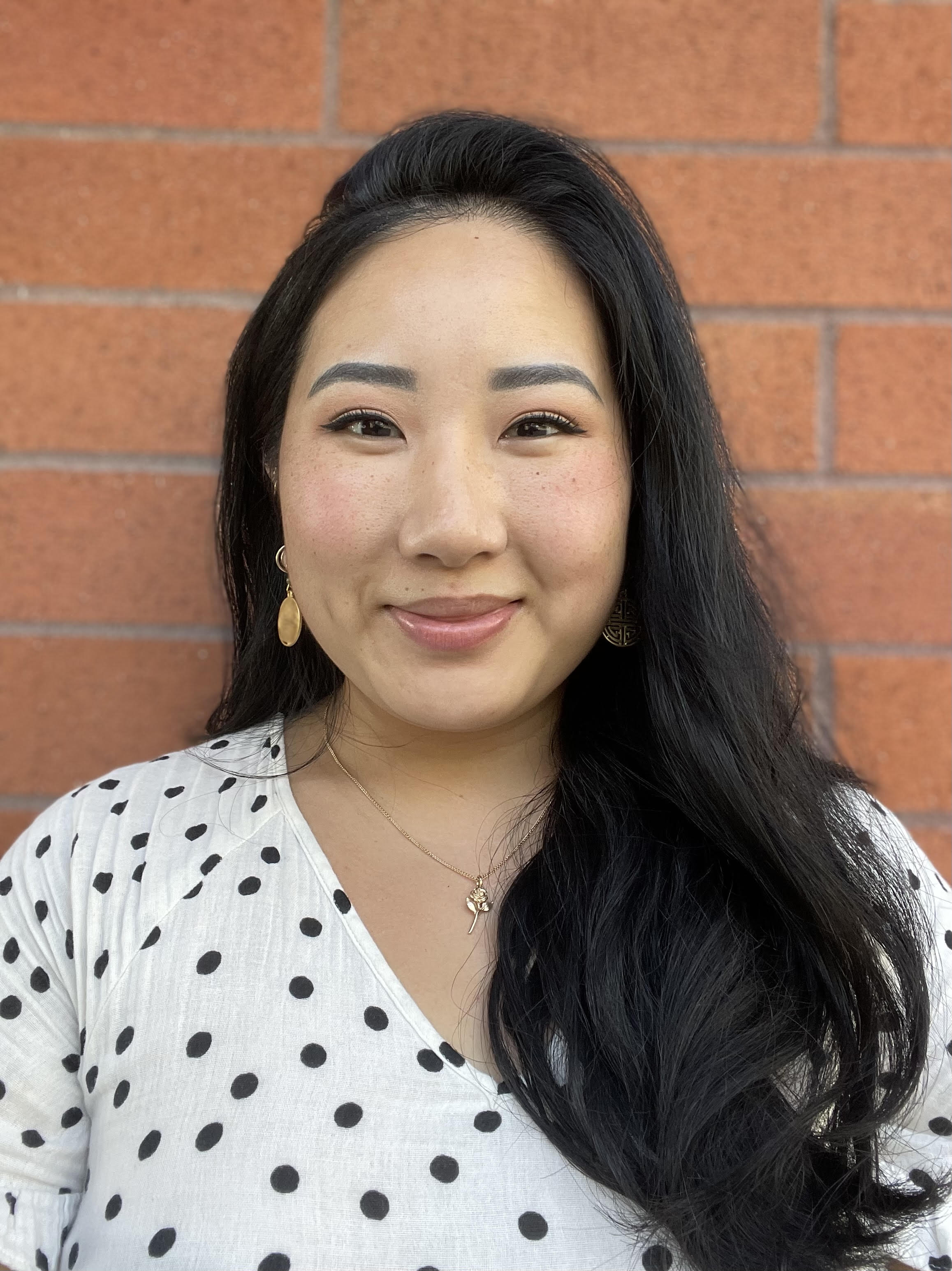 Emily Thoman headshot