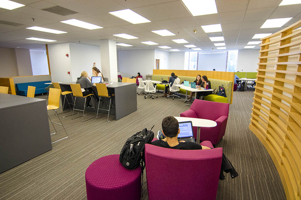 Students studying in the Farber Mezzanine.
