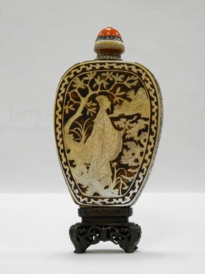 Chinese snuff bottle