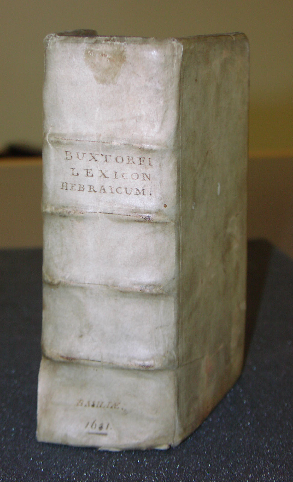 Spine of Buxtorf Lexicon Hebraicum volume