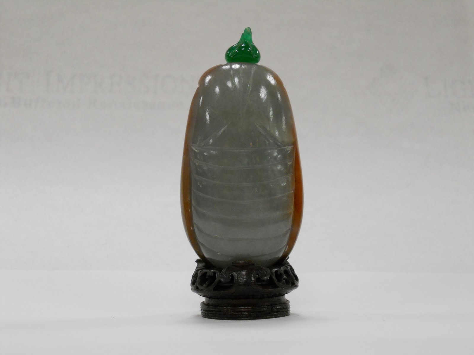 Chinese snuff bottle in the shape of a cicada
