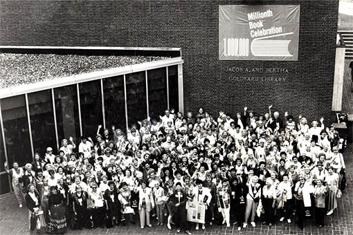 Large Crowd in front of the library for the One Millionth Book Celebration