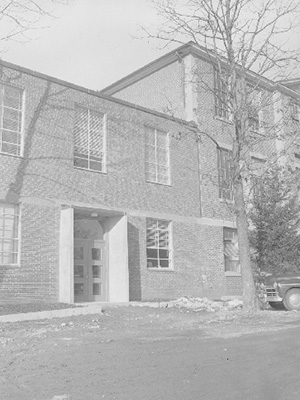 Photo of Sydeman Hall while the addition was under construction in 1951
