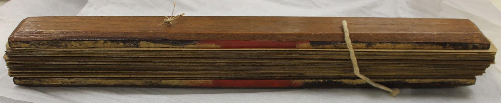 Burmese palm, folded.