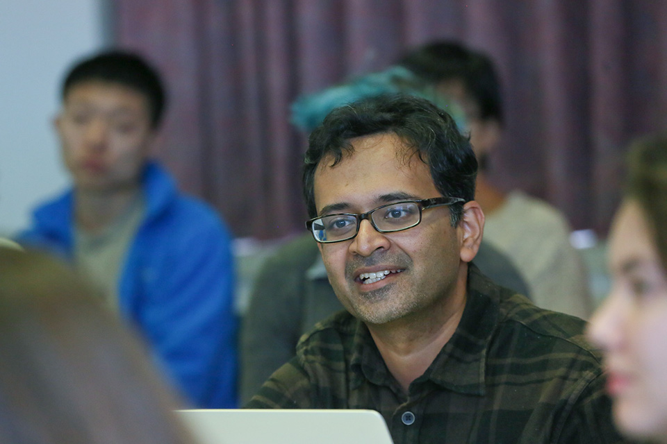 Shantanu Jadhav, Neuroscience professor