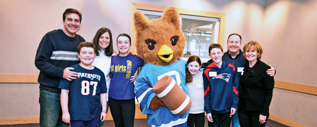 Photo of attendees at Alumni Family Basketball Day