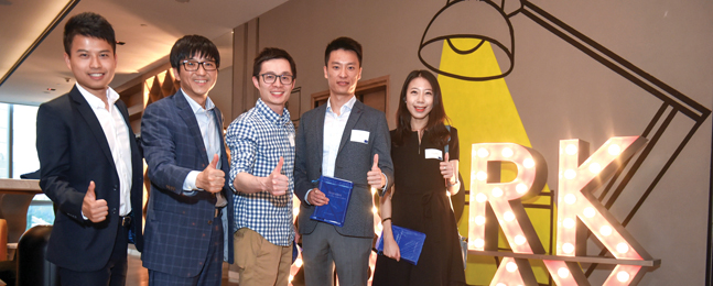 Photo of alumni attending a university reception in Beijing.