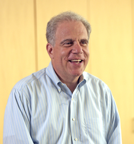 headshot of Michael Horowitz