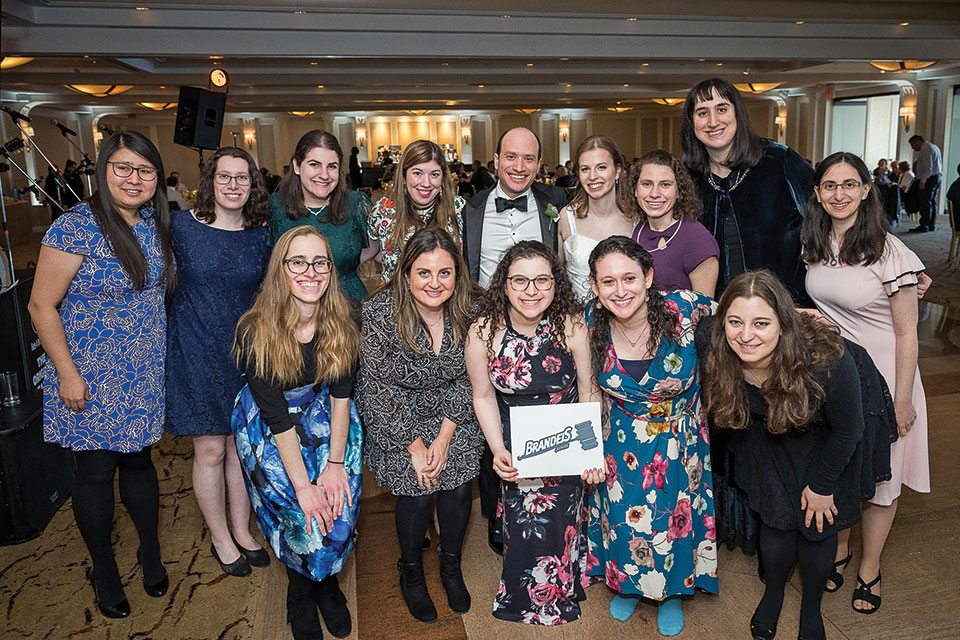 Ilana Mittleman ’14 and Gabriel Weinstein, GSAS MA’18 at their wedding.