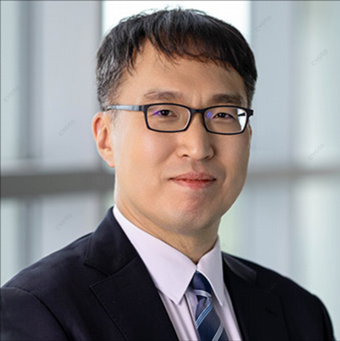 Headshot of Illsoo Cho