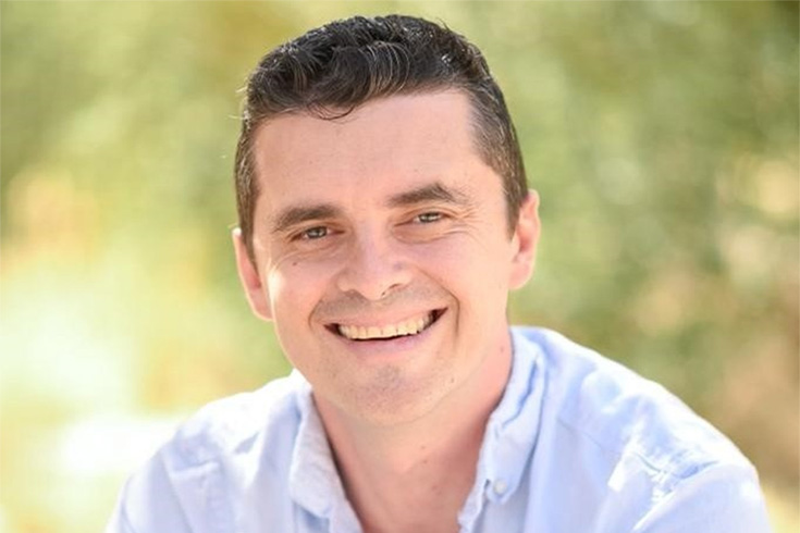 Headshot of Benji Davis