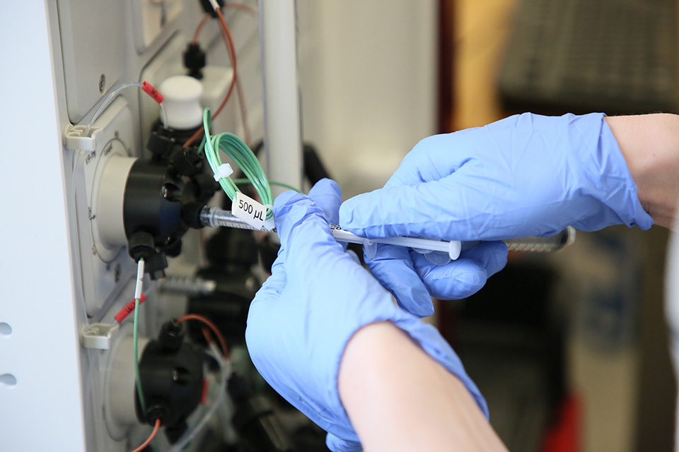 Brandeis University Biology lab equipment