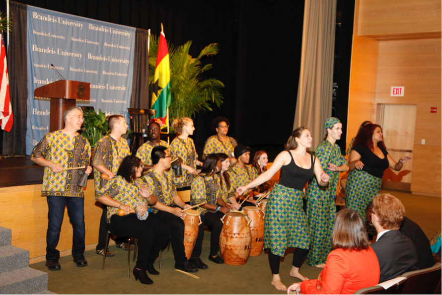 Fafali performs for John Dramani Mahama, president of Ghana. Photo by Mike Lovett