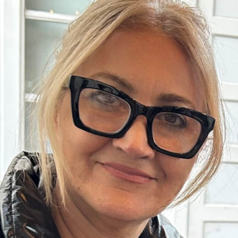 Headshot of Parina Gounili