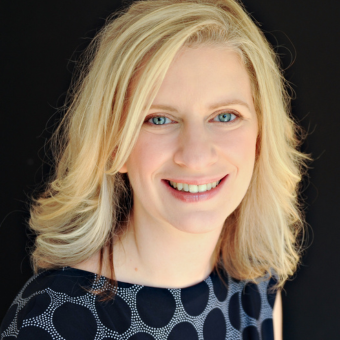 Headshot of Mary Lee