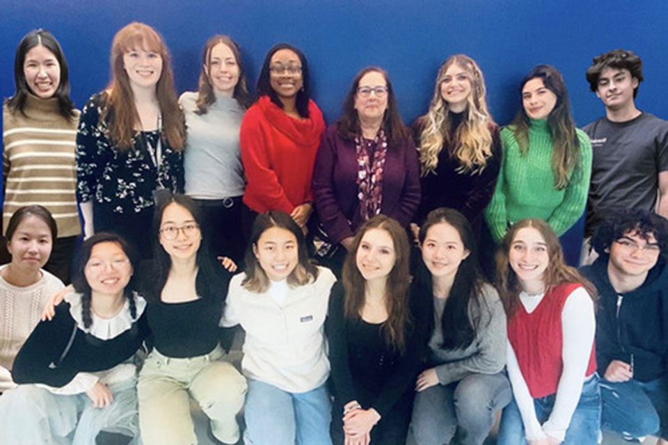 A group of Lifespan Lab researchers.
